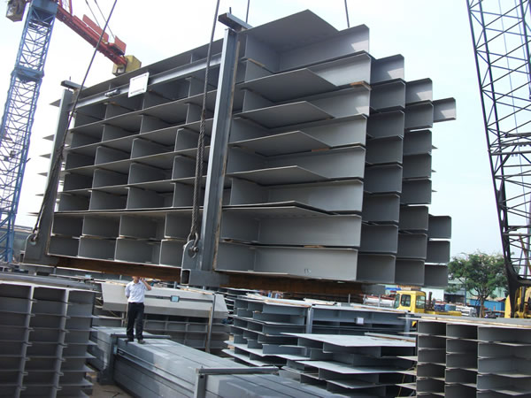 Sản xuất gia công kết cấu thép